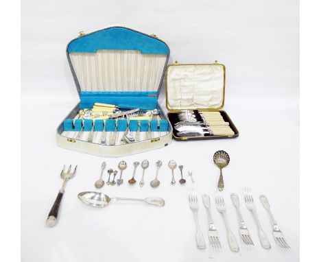 Silver plate fish knife and fork set (cased), a small canteen of cutlery and various flatware 