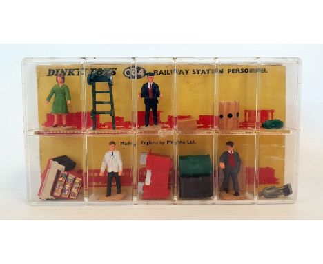 Dinky Toys 054 railway station personnel in case (some missing) 