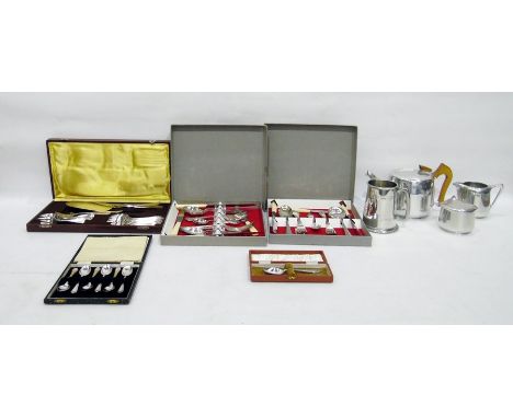 Set of six silver coffee spoons (cased), two boxes of Romney plate, a silver plate cake fork set, a three-piece tea set, a pi