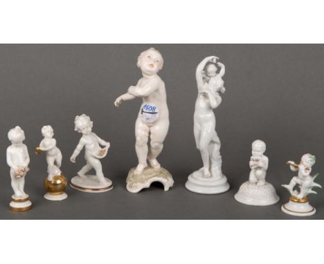 Sieben Porzellanfiguren. Hutschenreuther / Sitzendorf / Metzler &amp; Ortloff u.a., 20. Jh. Porzellan, weiß glasiert, gold ge