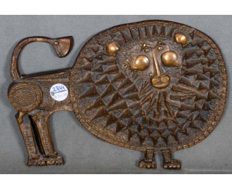 Otto Kopcsayi (geb. 1933). Löwen-Relief. Bronze, verso sign., H=28 cm, B=36,5 cm. 