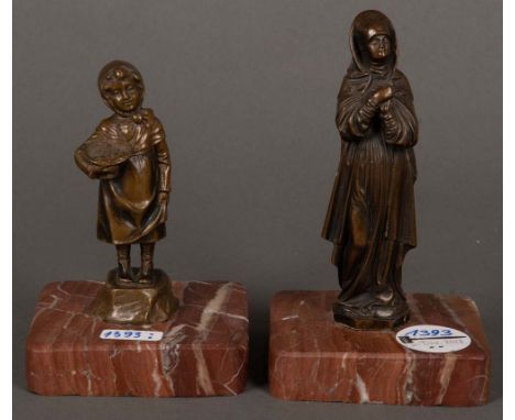 Franz Seifert (1866-1951). Stehende Frau. Bronze, auf Marmorsockel, verso sign., H=17 cm: dazu Christoph Lenz (1829-1915). Mä