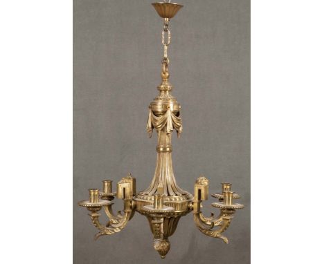 Sechsflammige Deckenlampe. Frankreich 19. Jh. Vergoldete Bronze, H=97 cm, D=65 cm. (Funktion ungeprüft) **