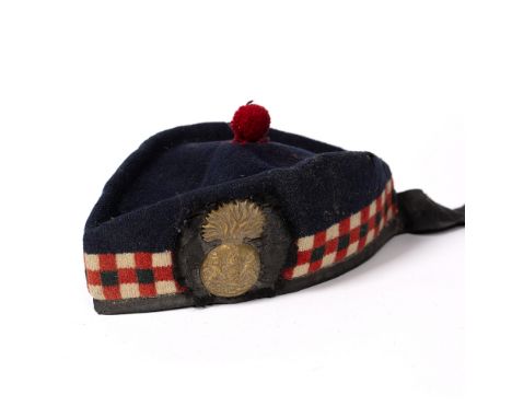 WW1 British Army Royal Scots Fusiliers Glengarry Cap with insignia badge applied to one side, 27cm 