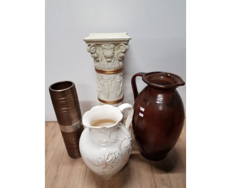 CREAM AND GILT GREEK COLUMN STYLE PLANTER BASE AND 2 MODERN JUGS AND VASE