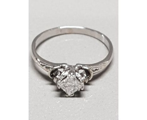 SOLITAIRE O.6CT DIAMOND RING APPROXIMATELY SI2/F SIZE R 2.5G GROSS WEIGHT