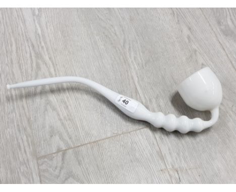 VICTORIAN NAILSEA MILK GLASS FRIGGER SMOKING PIPE CIRCA 1870 POSSIBLY NEWCASTLE BRISTOL OR STOURBRIDGE