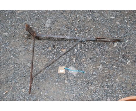 Wrought iron lamp bracket