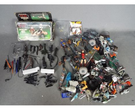 Star Wars, Galoob, LFL, Micro Machines, Other - A collection of unboxed action figures, Micro Machines and accessories togeth
