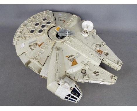 Palitoy, Star Wars - An unboxed vintage Star Wars TESB Millennium Falcon. The model, marked CPG Kenner to the underside has p