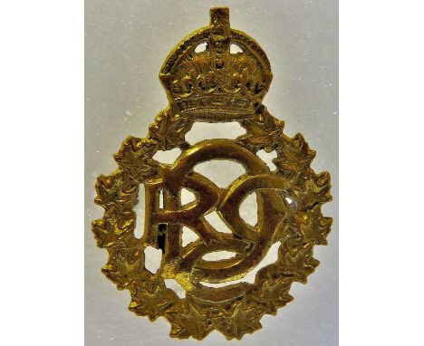 Royal Canadian Army Dental corps WWII Cap badge, KC (Brass)