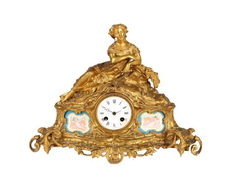 Figuren Kaminuhr, Frankreich um 1900, french mantel clock ca.1900,Figurenpendule, H 32 x B 43 x T 12 cm, liegende Dame, Zinkg