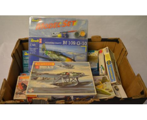 Model kits including Revell, Matchbox and Airfix