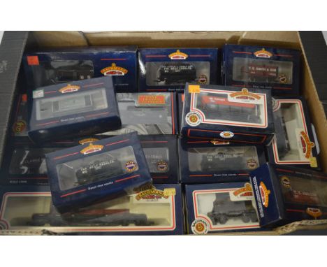 Approx 13 boxed Bachmann wagons including T.E. Smith &amp; Son and T.S Hanson