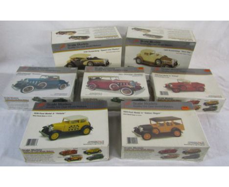 7 vintage boxed American model car kigs - 1929 Ford Model 'A Station Wagon, 1929 Ford Model 'A' Pick Up, 1930 Ford Model 'A' 