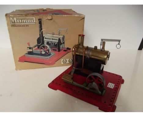 Mamod steam engine in original box 