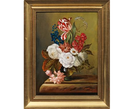 Oskar Knapp (1914 Budapest - Tätig in Wien)Buntes BlumenstilllebenAuf einer Tischkante vor dunklem Hintergrund ein sommerlich