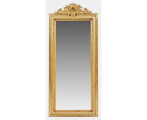 Großer Belle Epoque-Wandspiegel Holz, stuckiert, gefasst und vergoldet. Hochrechteckige, umlaufend profilierte Spiegelrahmung