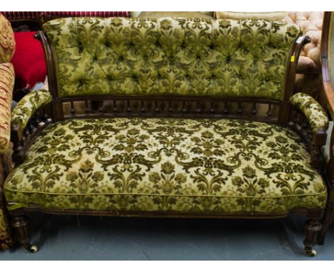 EDWARDIAN BUTTON BACK GALLERY SETTEE