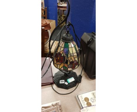TIFFANY STYLE LAMP