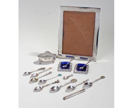 Mixed silver, to include a ring box, various spoons, a pencil case, two salts, (qty)