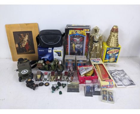 A mixed lot to include toys, Sony camcorder, The Mysterious Dalek in a reissued box A/F, two boxed Mr Atomic Toys and other i