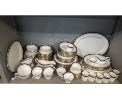 Aynsley Leighton - part dinner, tea and coffee service to include sauce boat, dinner and side plates, coffee cans, tea cups a