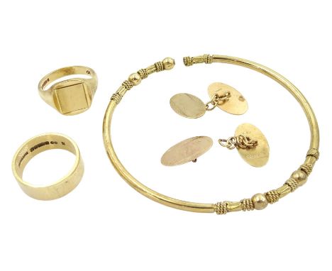 9ct gold jewellery including signet ring, wedding band, cufflinks and bangleCondition Report:Approx 25.5gm, bangle split in h