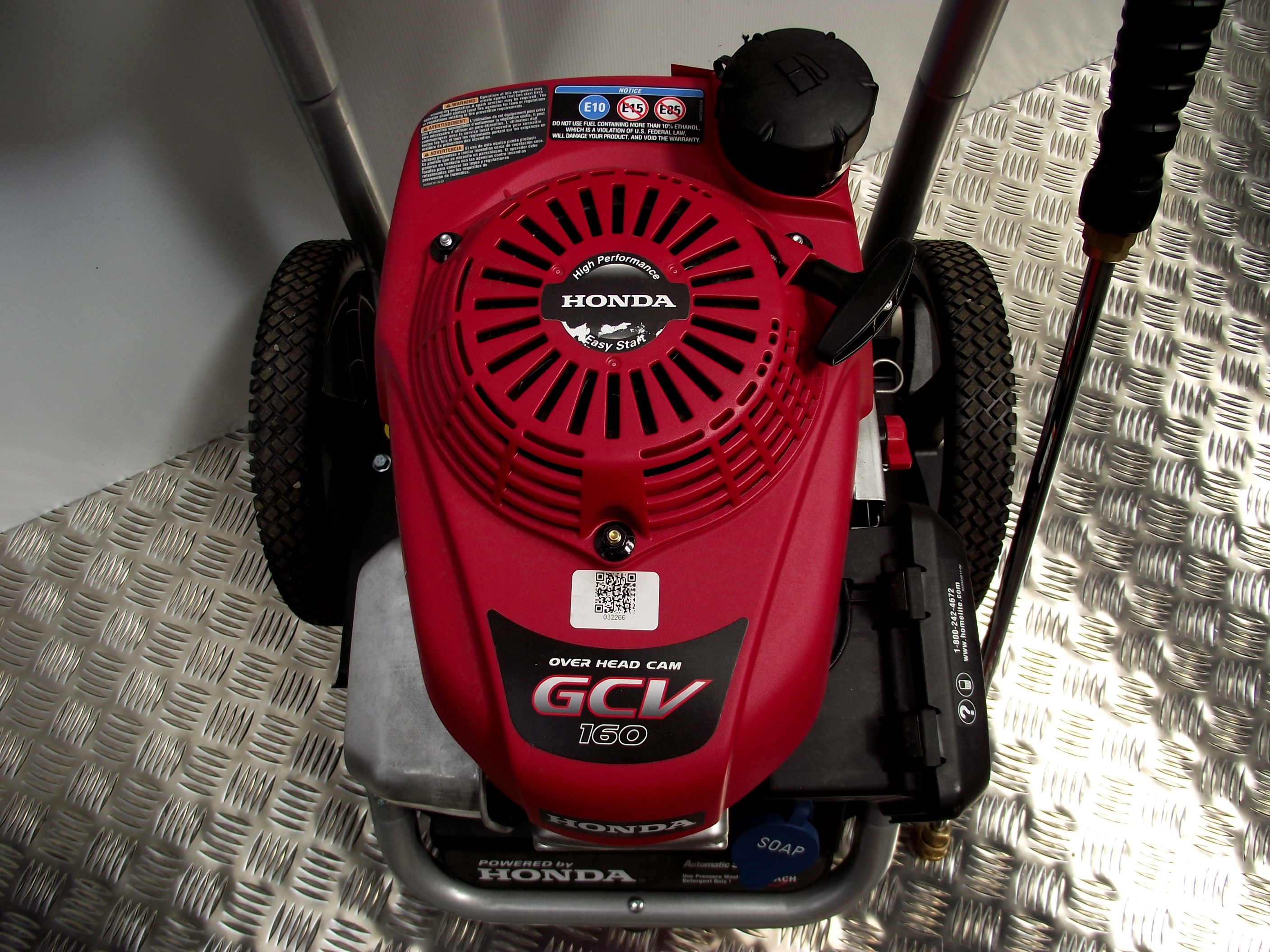 HONDA Engined 160CC, Pressure Washer, 2600PSi, Built in Soap Dispenser