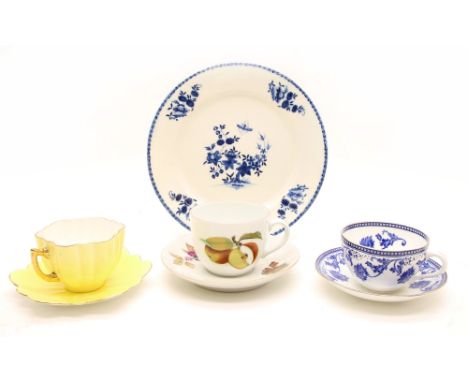 Ceramics to include blue and white, Coalport, Royal Worcester pots and lids, etc