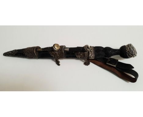 SCOTTISH POLICE DIRKwith silver plated mounts and marked Sempler Vigilo by R.G. Lawrie, with a carved basket weave handle and