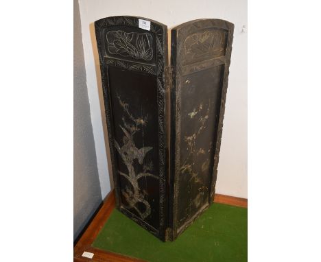 Japan Black Lacquer and Mother of Pearl Fire Screen 