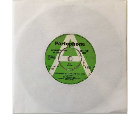 THE AQUARIAN AGE - 10,000 WORDS IN A CARDBOARD BOX 7" (ORIGINAL UK DEMO - PARLOPHONE R 5700). Really huge quintessential Brit