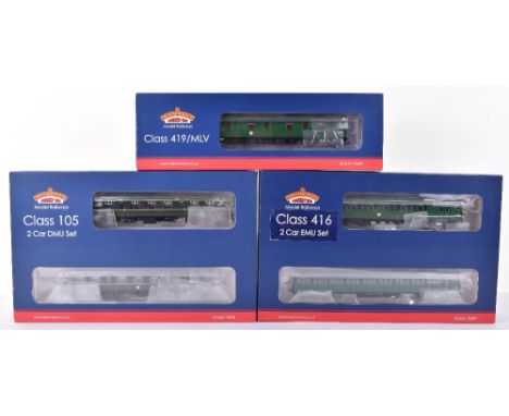 Bachmann two 2-car Multiple unite sets, boxed 31-326 class 105 2-car DMU set, BR green with speed whiskers, 31-376 class 416 