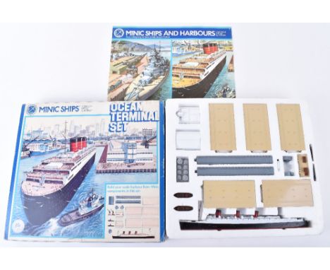 Minic Ships (Hong Kong) 1:1200 scale Ocean Terminal set, complete boxed set with Queen Mary Ocean liner, tugs, Breakwaters, Q