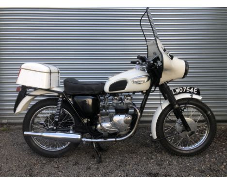 1966 Triumph 350cc Tiger 90 Police MotorcycleRegistration no. LWO 754EFrame no. T90P H51692Engine no. T90P H51692This Tiger 9