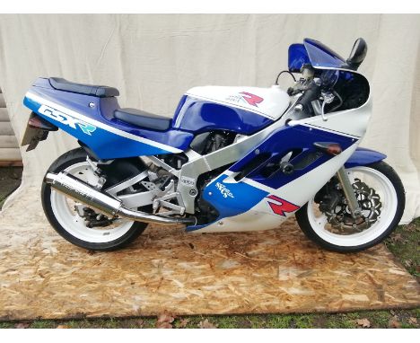 c.1988 Suzuki GSX-R400Registration no. E470 NOUFrame no. GK73A 100736Engine no. K707 100993The first of Suzuki's GSX-R sports