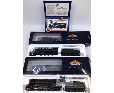 Bachmann: A collection of three boxed Bachmann locomotives to comprise: 31-053, J72 Class Locomotive; 31-560, V2 4806, Green 