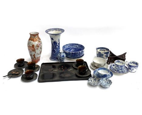 A mixed lot to include black Japanned teacups, saucers and tray; Japanese Satsuma style vase; blue and white Chinese vase wit