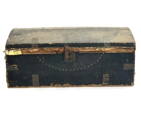 A Victorian pine and canvas dome top travel trunk, with stud decoration, 90x47x40cm 