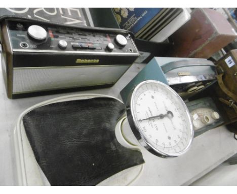 THREE OLD RADIOS AND A SET OF HARRODS SCALES