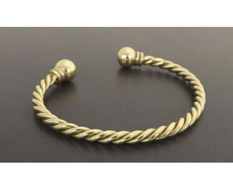 9ct torque bangle, 19gm