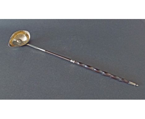 Georgian silver toddy ladle with barley twist horn handle, the silver bowl fitted with a Georgian silver shilling, no obvious