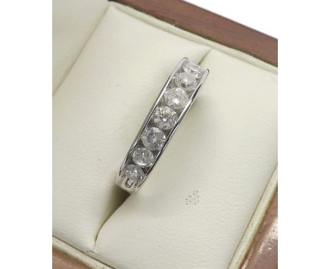 (5) 9ct white gold diamond half eternity ring, set with eleven round brilliant-cut diamonds, estimated 0.75ct approx, ring si