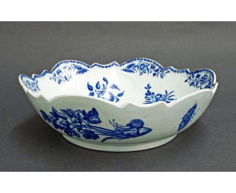 Early Worcester blue and white porcelain fruit bowl, decorated in low relief with scallop shells and painted with fruits and 