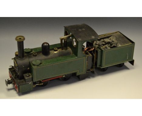 An 0 gauge live steam 0-4-0 side tank engine, green livery with tender and RC fitted possibly manufactured by MSS