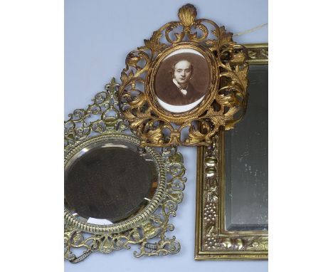 2 brass-framed mirrors, and a portrait print in gilded metal frame, height 11"