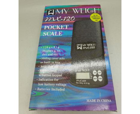 A set of MX-120 jewellery scales, boxed