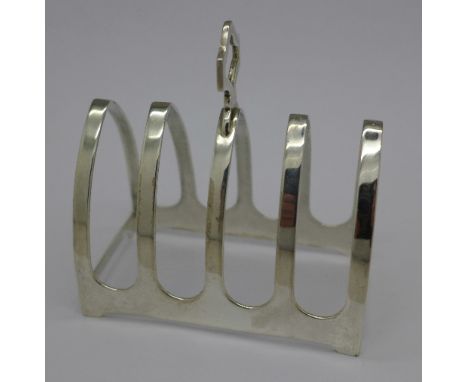 A silver toast rack, Sheffield 1932, 56g