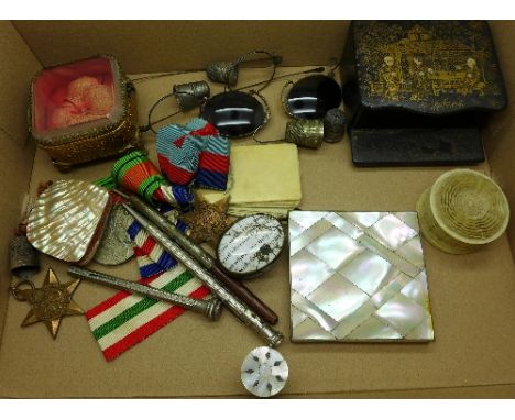 Four WWII medals, a gilt-metal glass topped jewellery casket, a Georgian motto patch box, a/f, a papier mache trinket box, fi